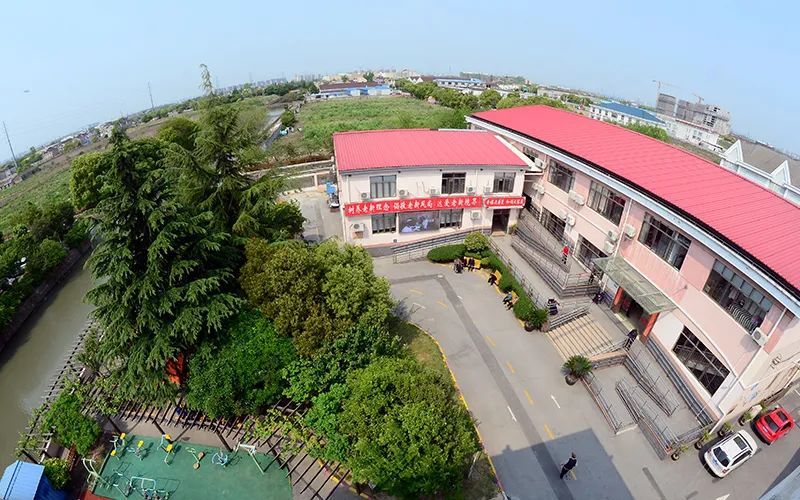 立足南虹橋發(fā)展新高地,閔行華漕打造養(yǎng)老服務(wù)新標(biāo)桿(圖2) 立足南虹橋發(fā)展新高地,閔行華漕打造養(yǎng)老服務(wù)新標(biāo)桿(圖2)