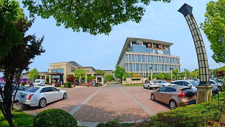 立足南虹橋發(fā)展新高地,閔行華漕打造養(yǎng)老服務(wù)新標(biāo)桿(圖3) 立足南虹橋發(fā)展新高地,閔行華漕打造養(yǎng)老服務(wù)新標(biāo)桿(圖3)